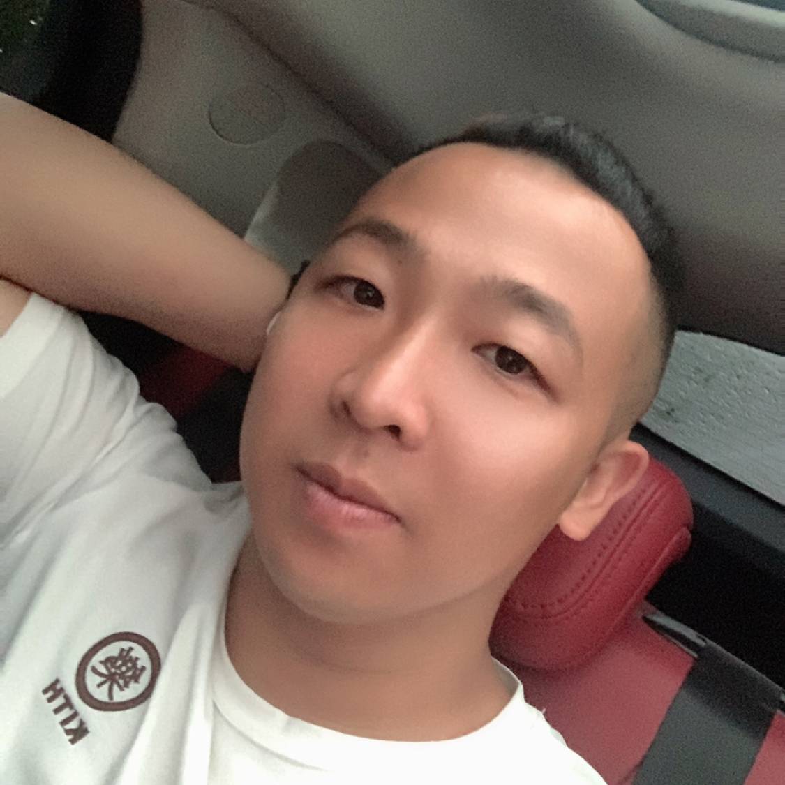 小懒猪相许壮观的照片
