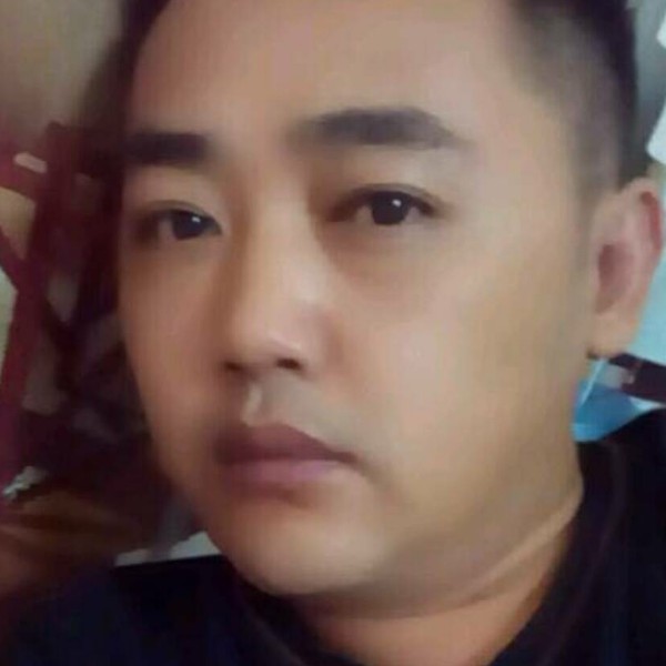 李伟志的照片