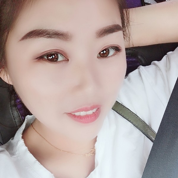 沉默打小猫咪的照片