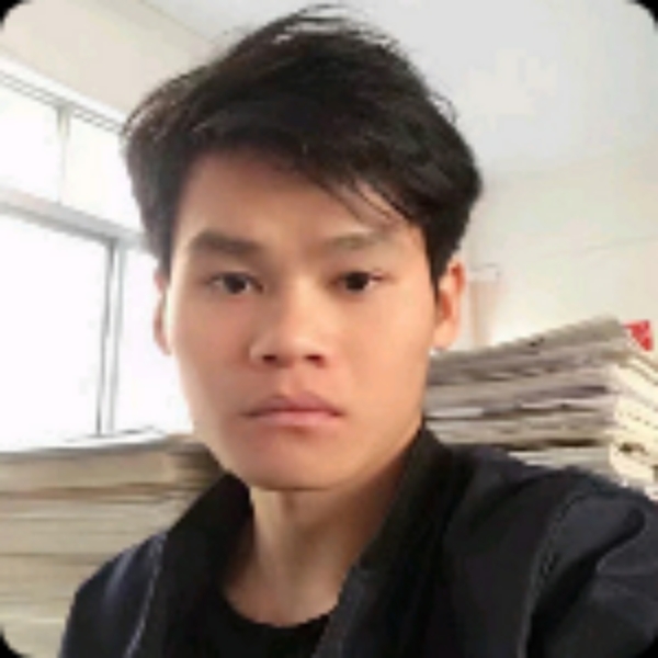 黑夜爱恋顺利的照片