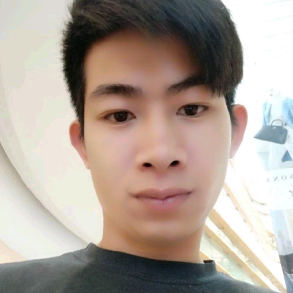 俊逸回眸陌殇的照片