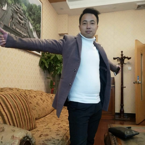 川 少的照片