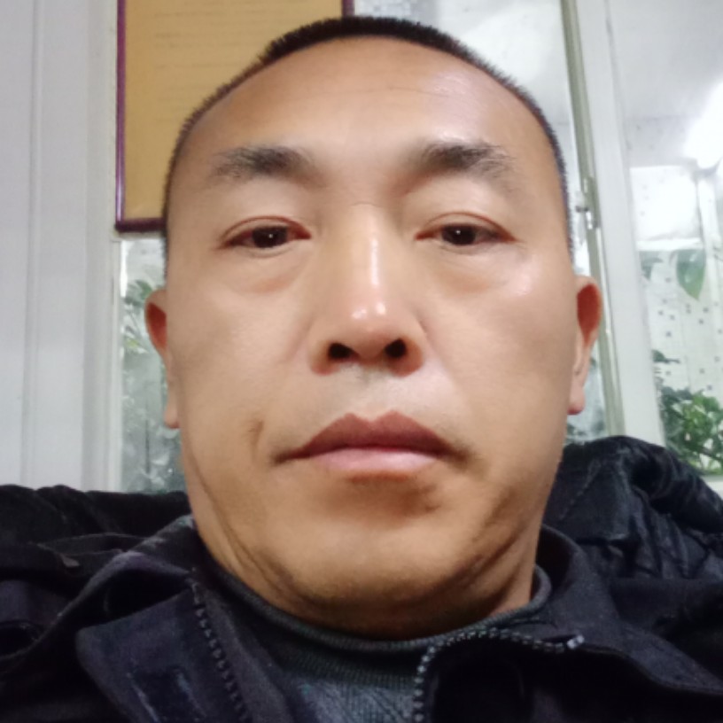 彩虹深拥热情的照片