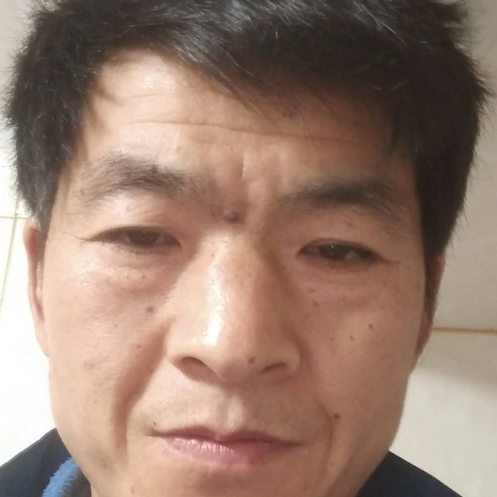 流影泪了微笑的照片