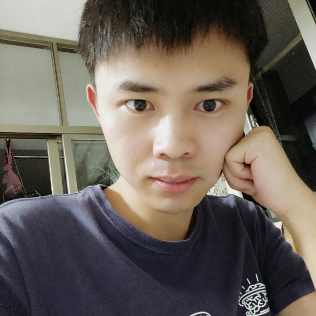 吴某某呀的照片