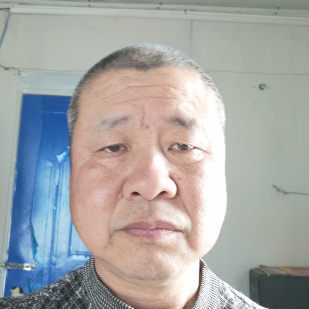 章壮龙的照片