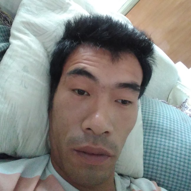 往事改变想人陪的照片
