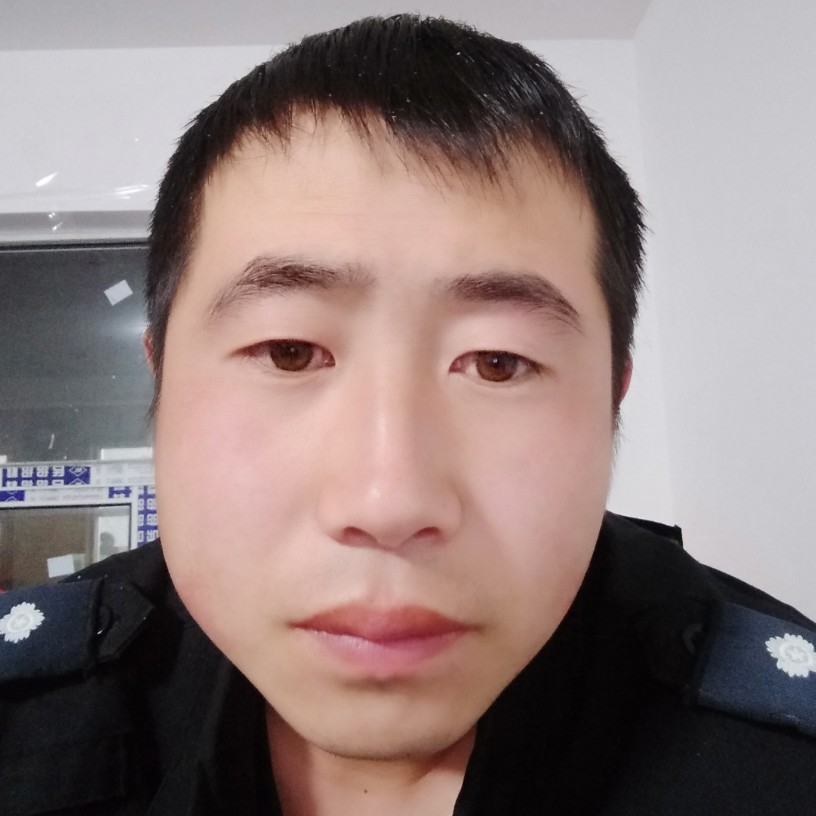 无心蹁跹小伙的照片