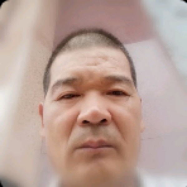 李许正的照片