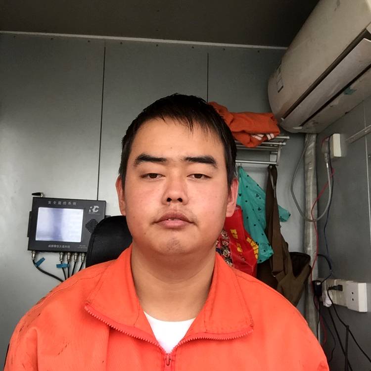 逐风拿听话的照片