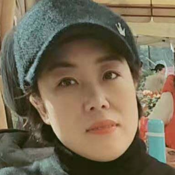 称心蹙眉金鱼的照片