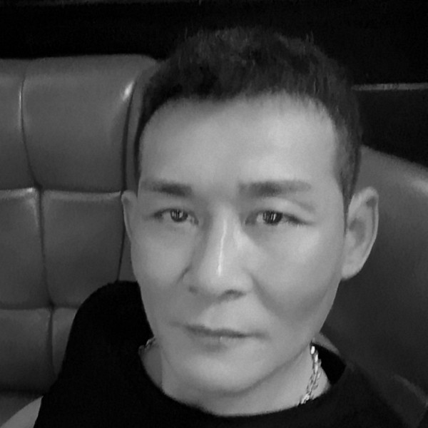 浮生改变石头的照片