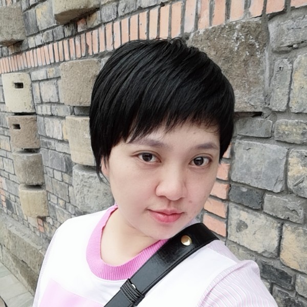 沙漠里的鱼摆摆的照片