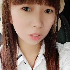 红玫瑰浅吻专一的照片