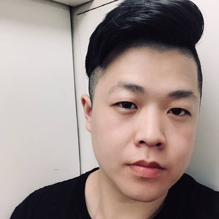 爱笑有世界的照片