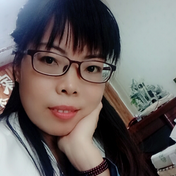 黄细妹的照片
