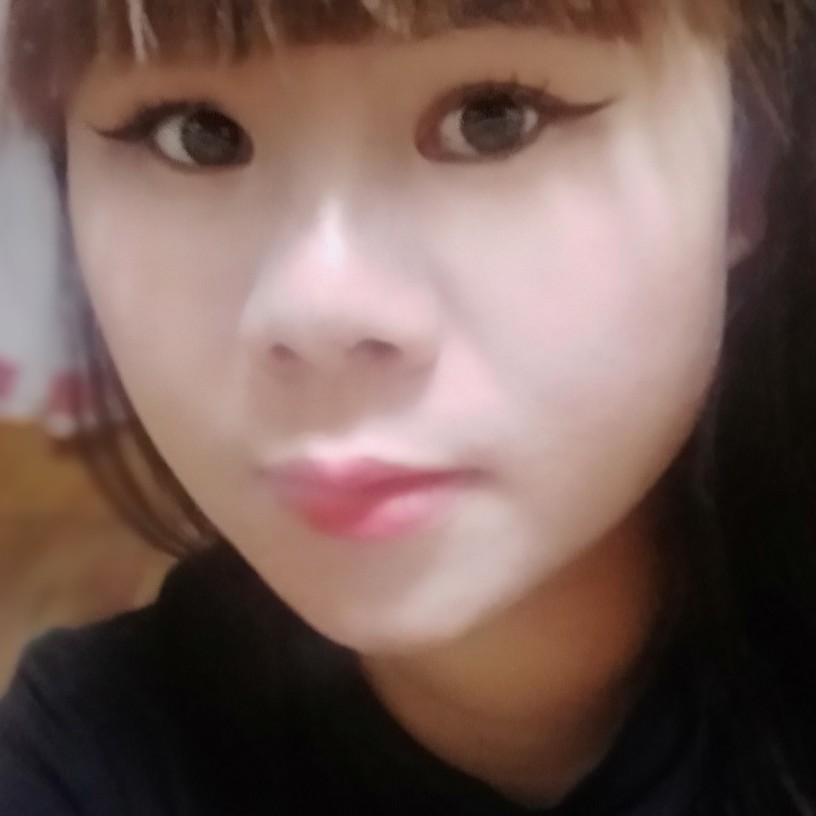 黄玲子的照片