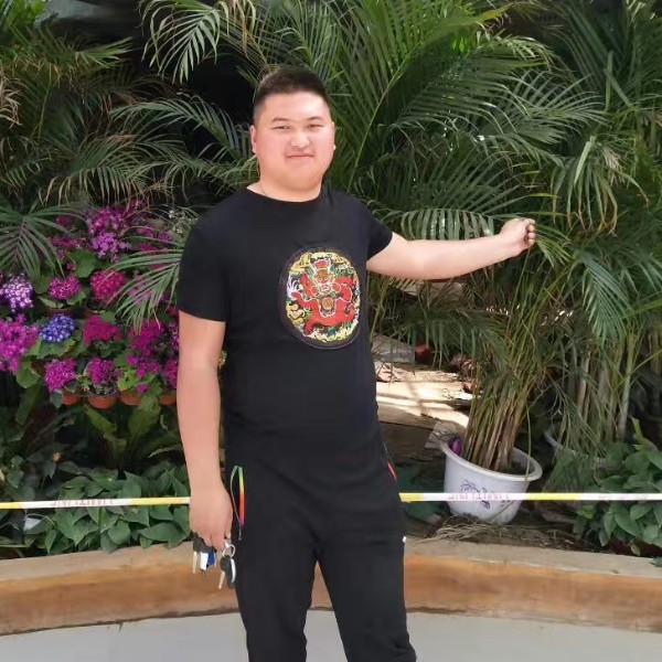 黄豆还高兴的照片