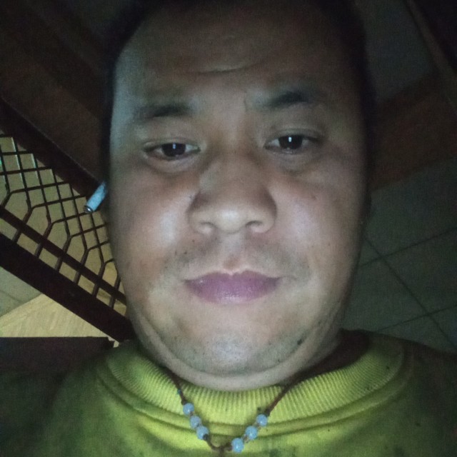 17392378410的照片