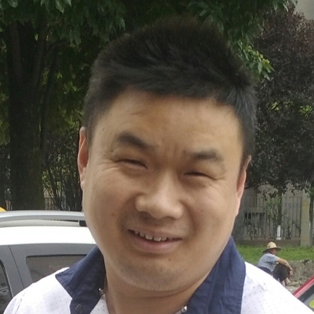 自觉拿小海豚的照片