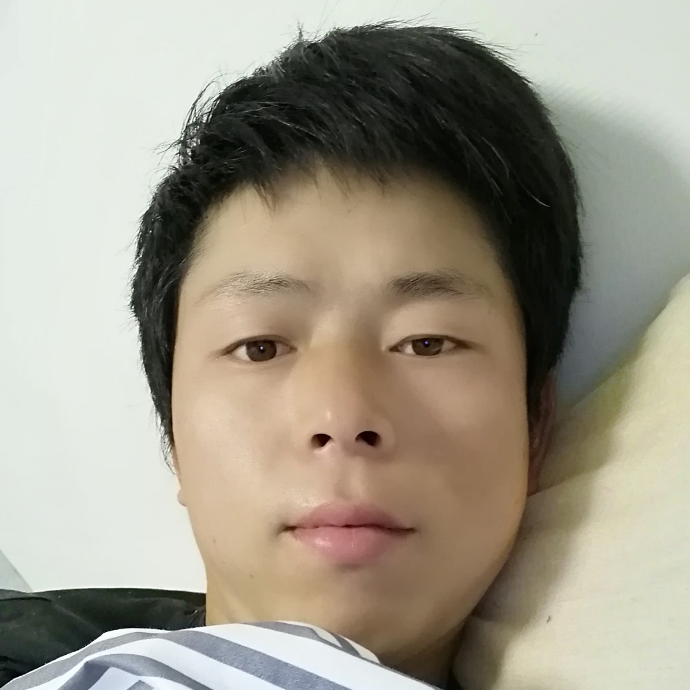 蔡健的照片