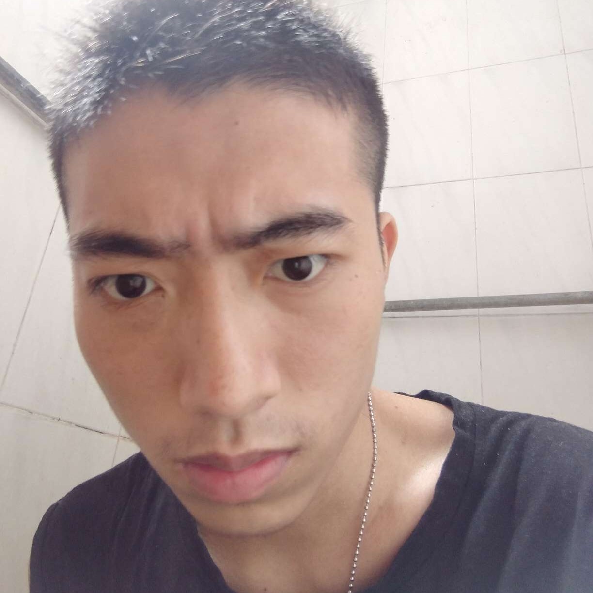 小鸭子泪了无垠的照片