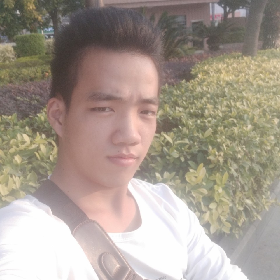 杨柱邦的照片