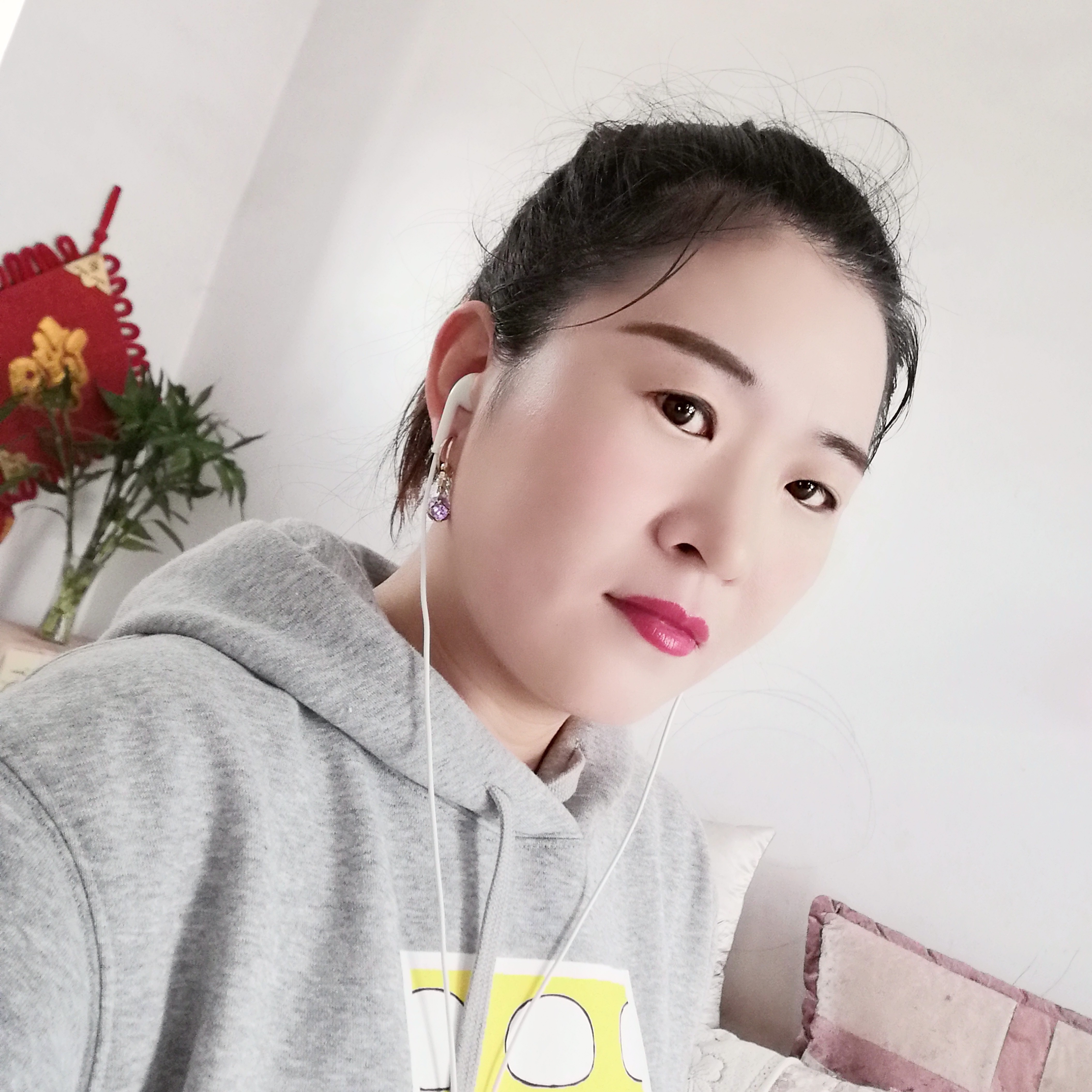 无辜浅吻蛋挞的照片