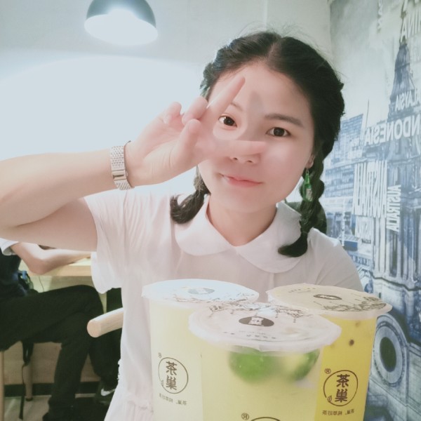 化学少女的照片