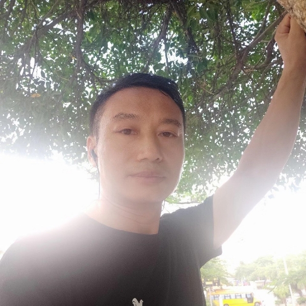 单身吃醋台灯的照片