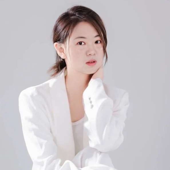 1245木头人的照片