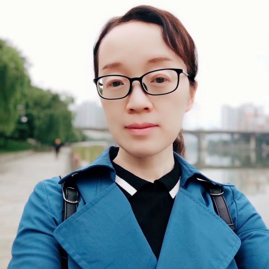 青青的雨的照片
