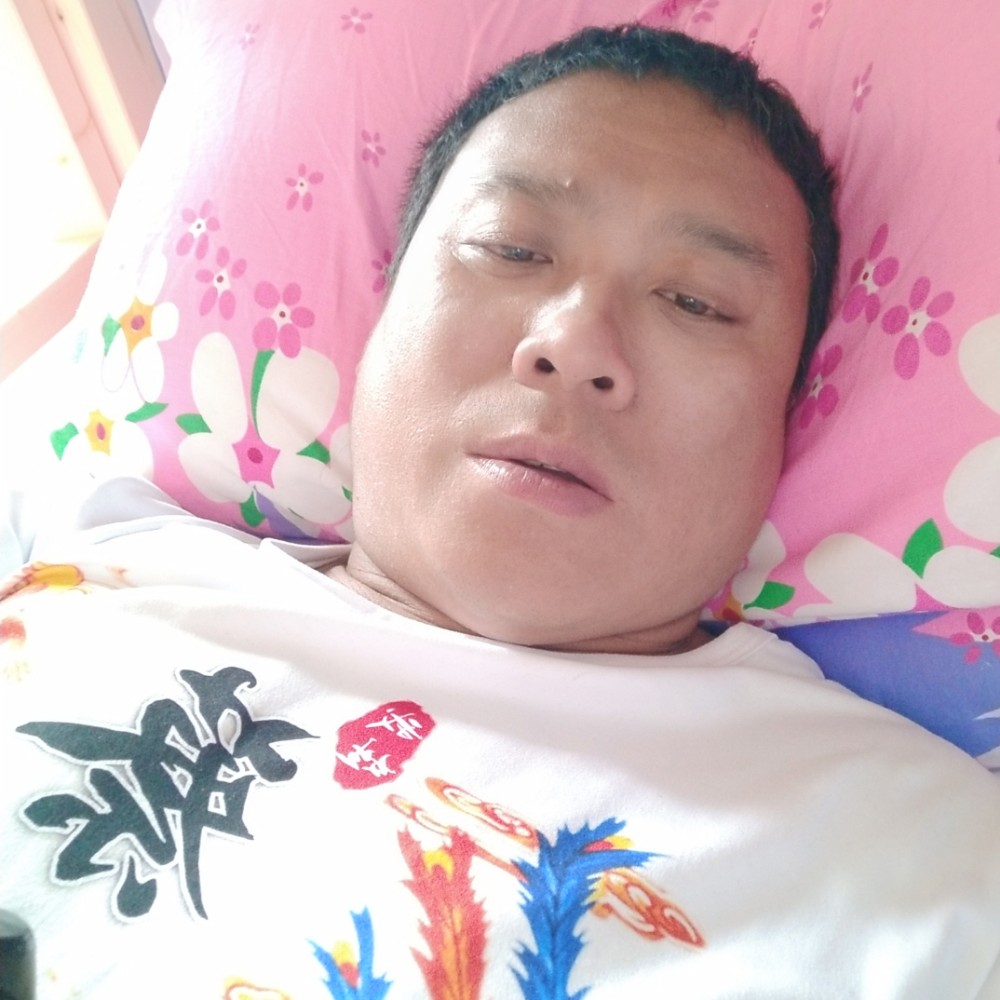 眼睛大的发箍的照片
