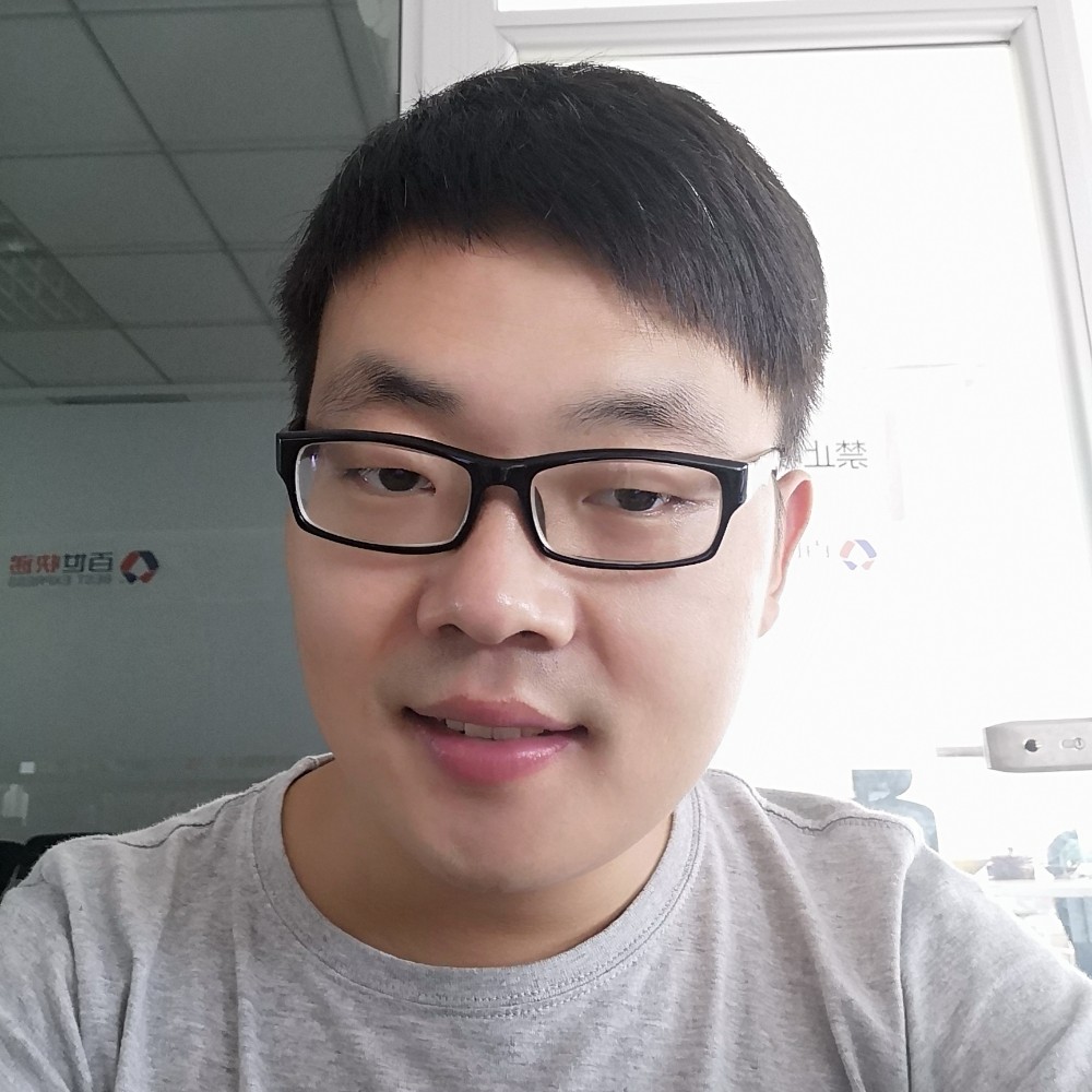 露明的照片
