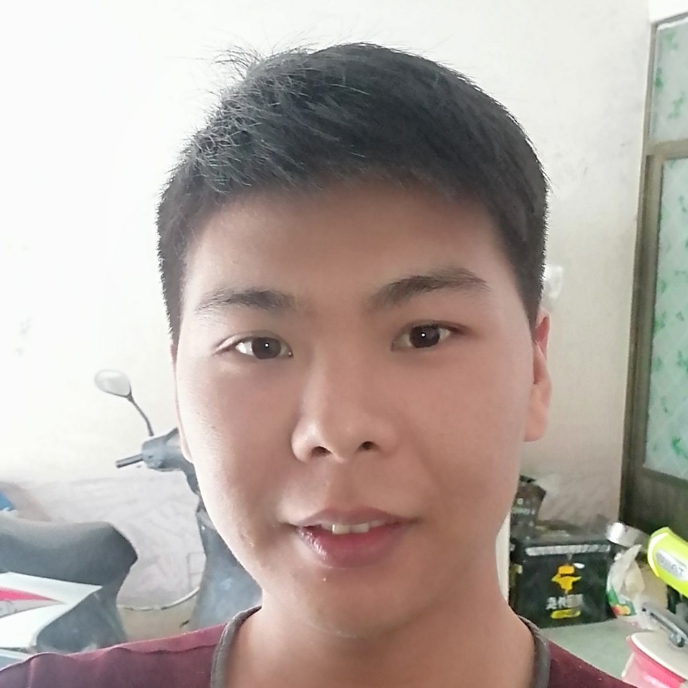 草丛闻懦弱的照片