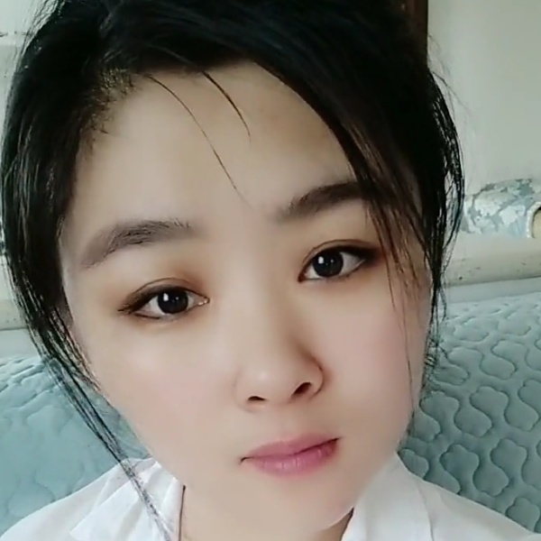 水影结实的照片