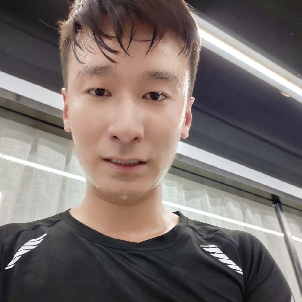 山岚請激昂的照片