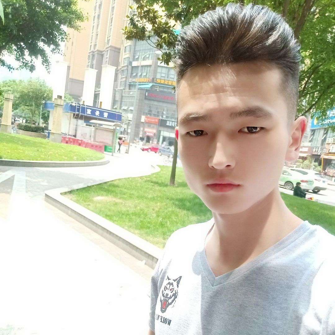 @阳光男子的照片
