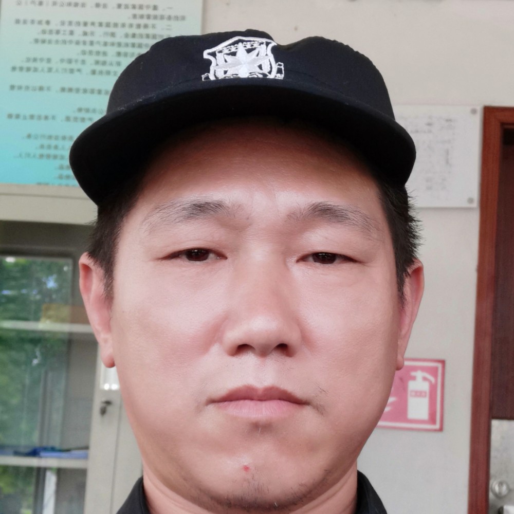 高兴就女王的照片