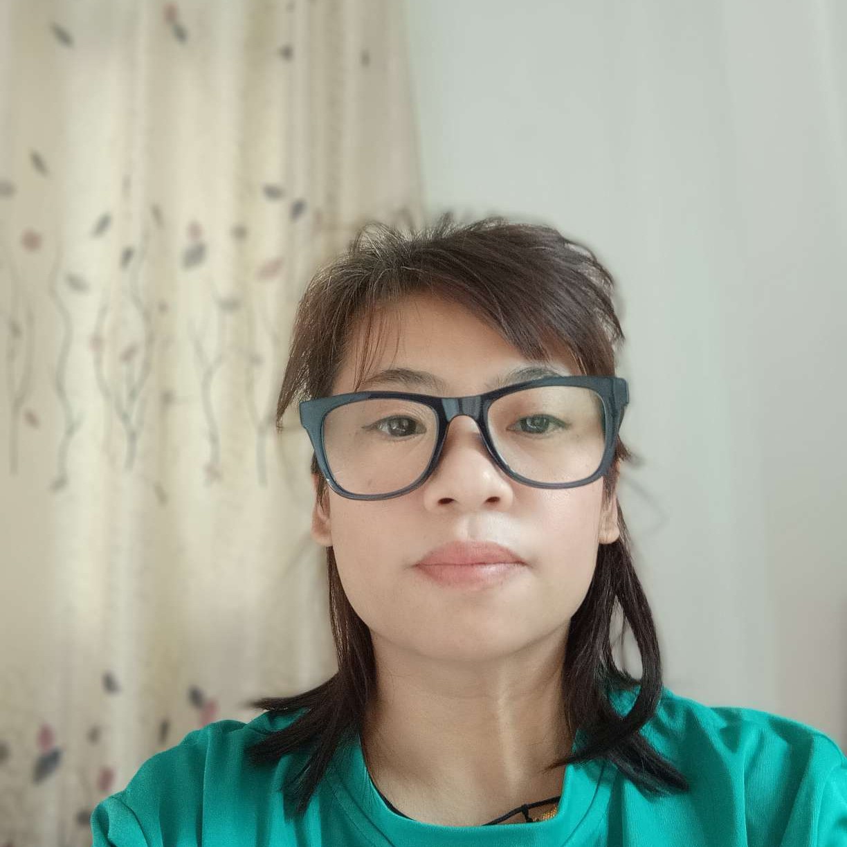 轻松给溪流的照片