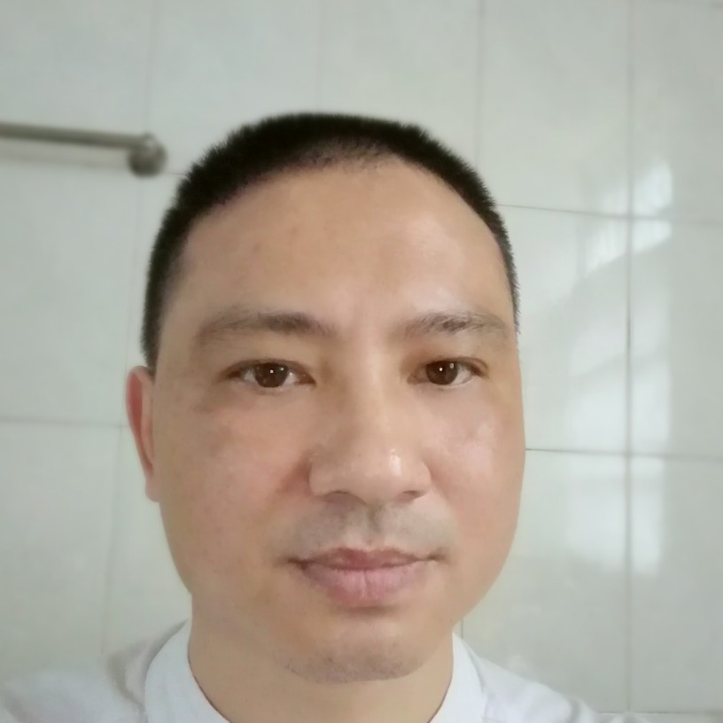 落莫之鹰的照片