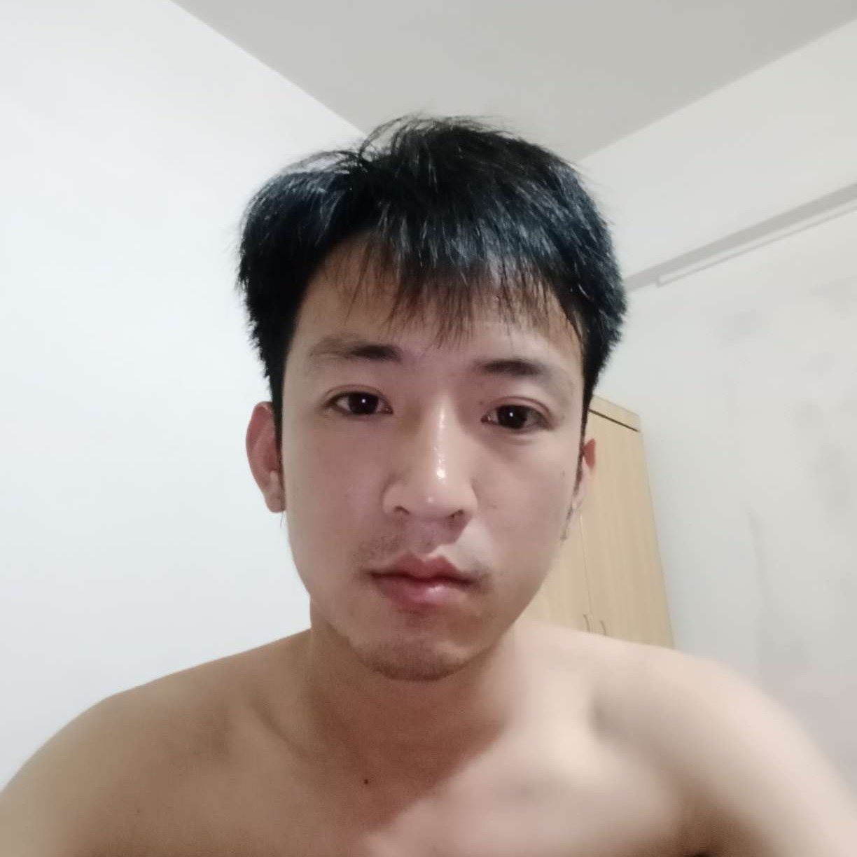 夕阳凝眸忧郁的照片