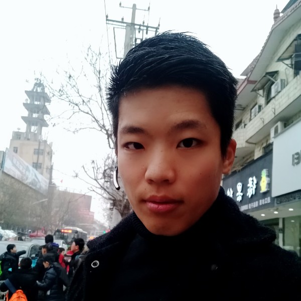 苍穹教官的照片