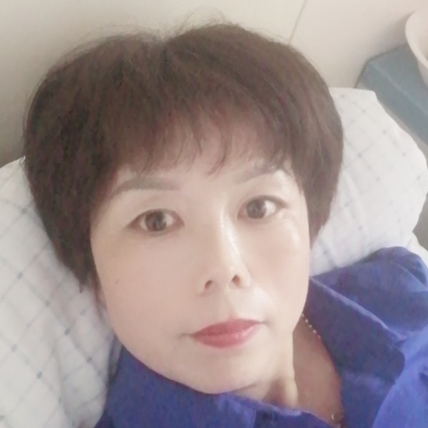 余生一个人走的照片