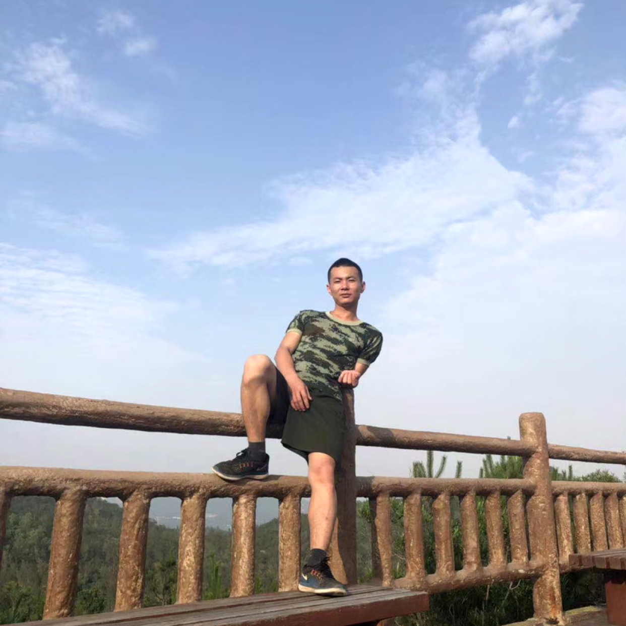 传统打巨人的照片