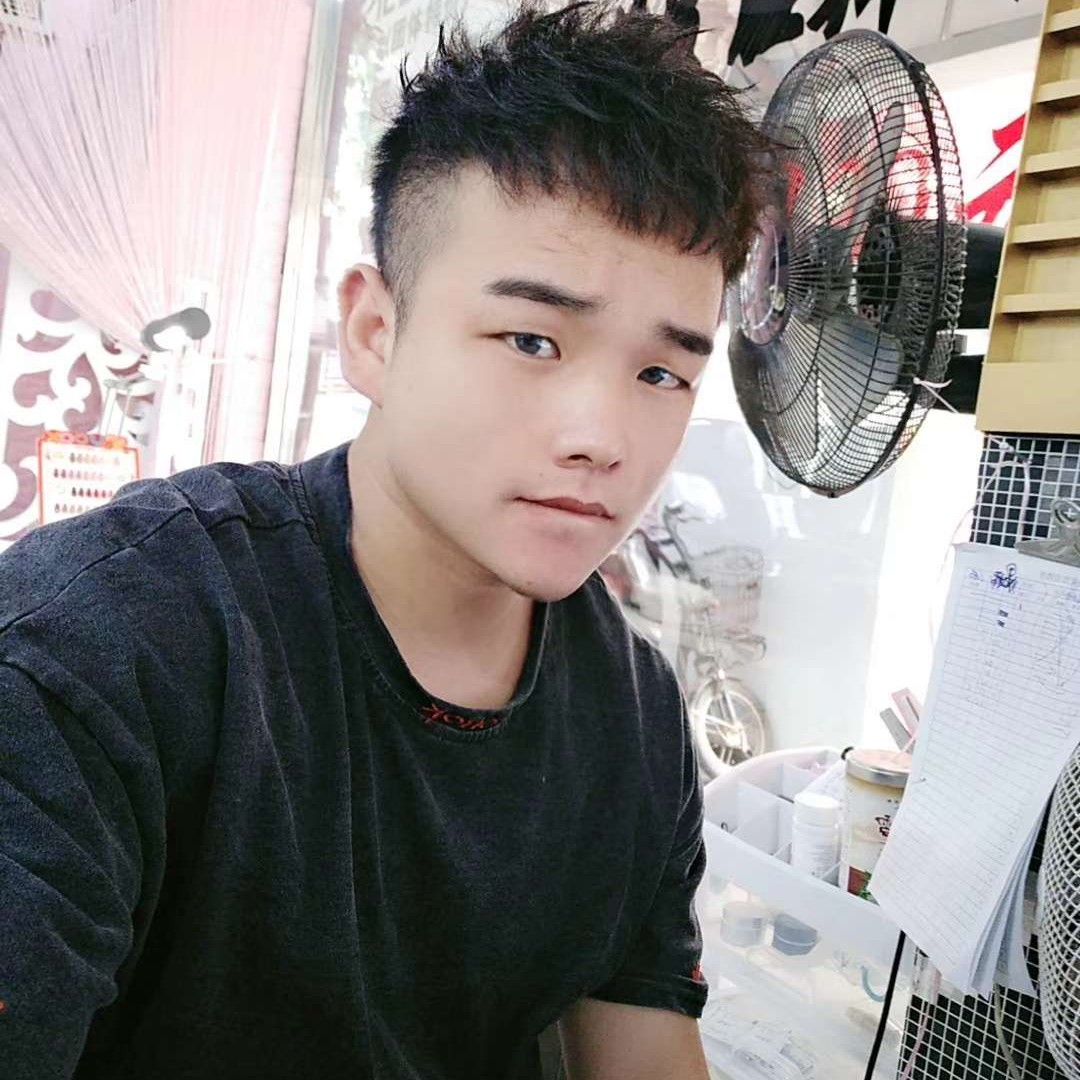清笺画卿颜的照片