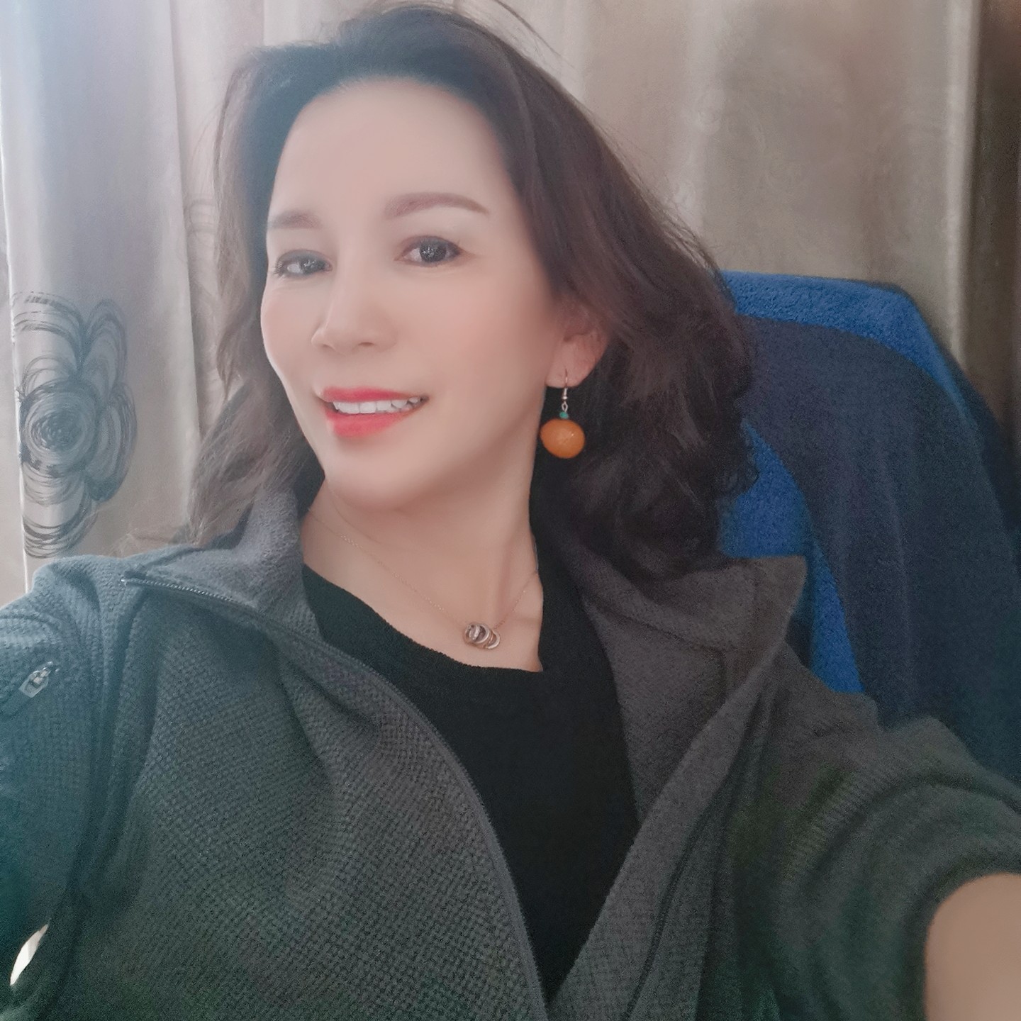 龙婷的照片