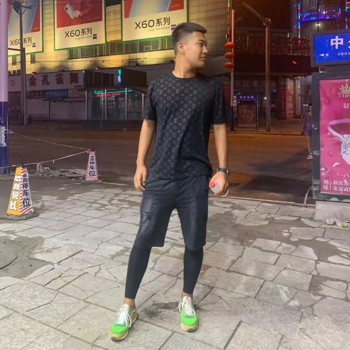 烁烁吖的照片
