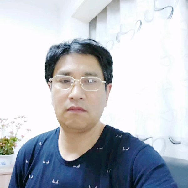 专一路灯的照片