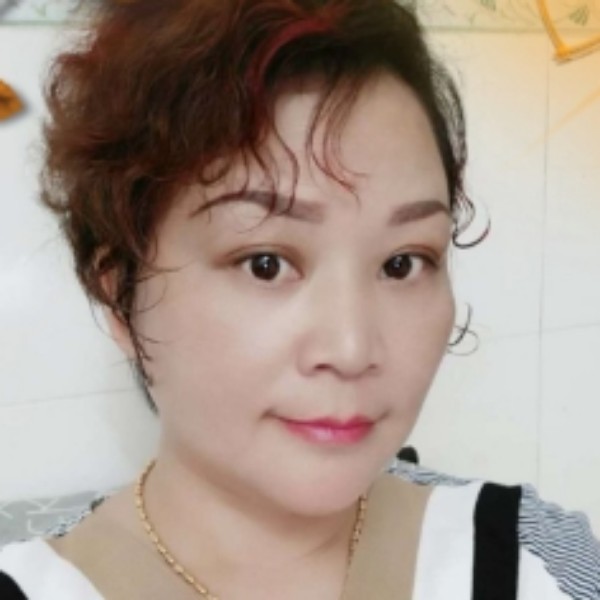郑淑梅的照片
